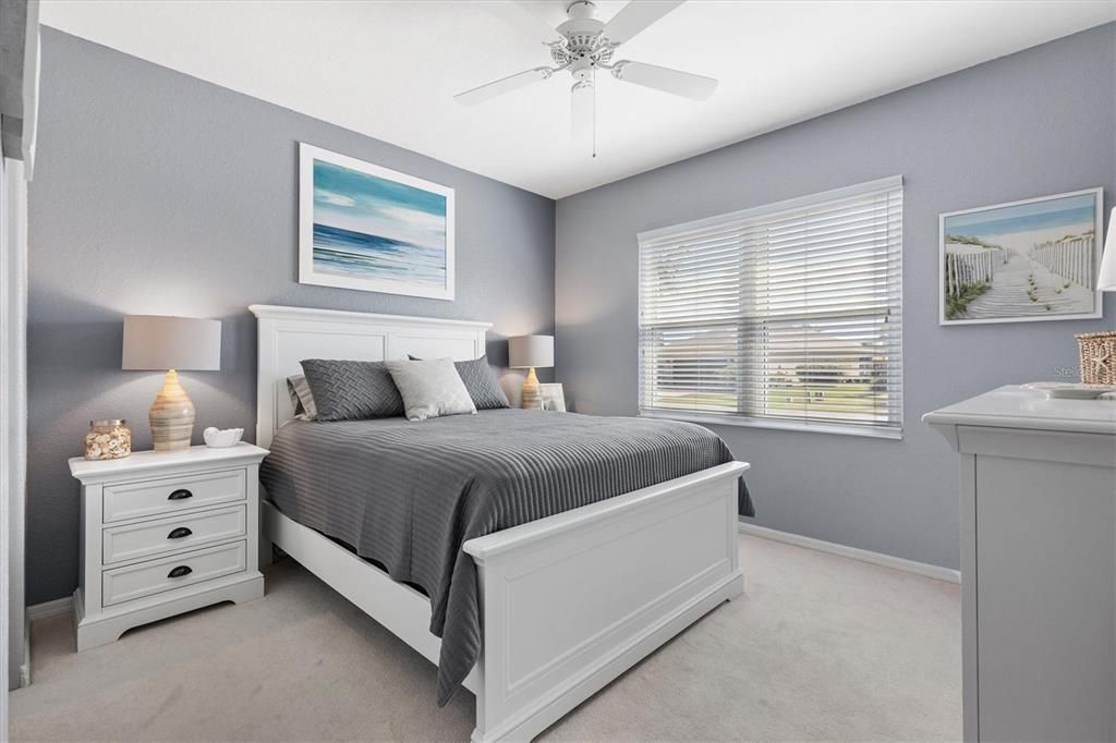 待售: $355,000 (3 贝兹, 2 浴室, 1649 平方英尺)