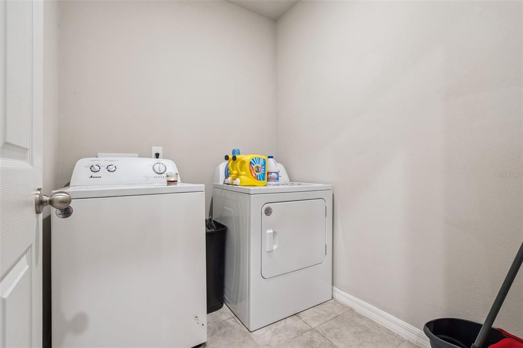 待售: $334,980 (4 贝兹, 2 浴室, 1849 平方英尺)