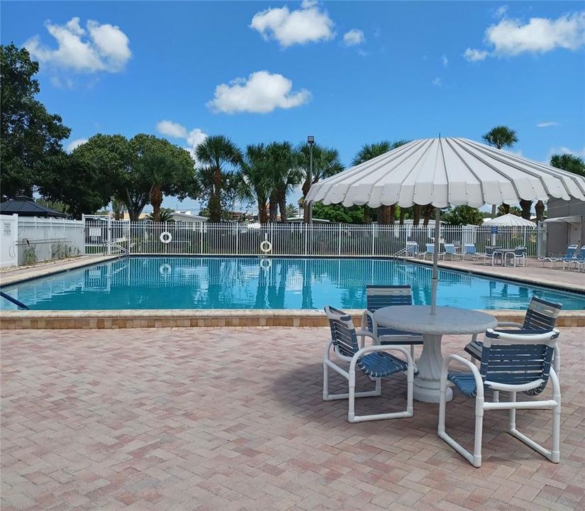 待售: $224,000 (2 贝兹, 2 浴室, 1092 平方英尺)