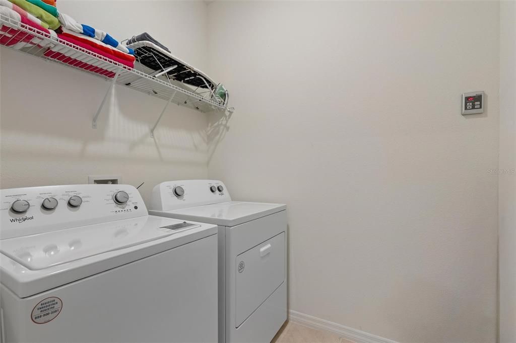 En Venta: $600,000 (6 camas, 5 baños, 3270 Pies cuadrados)