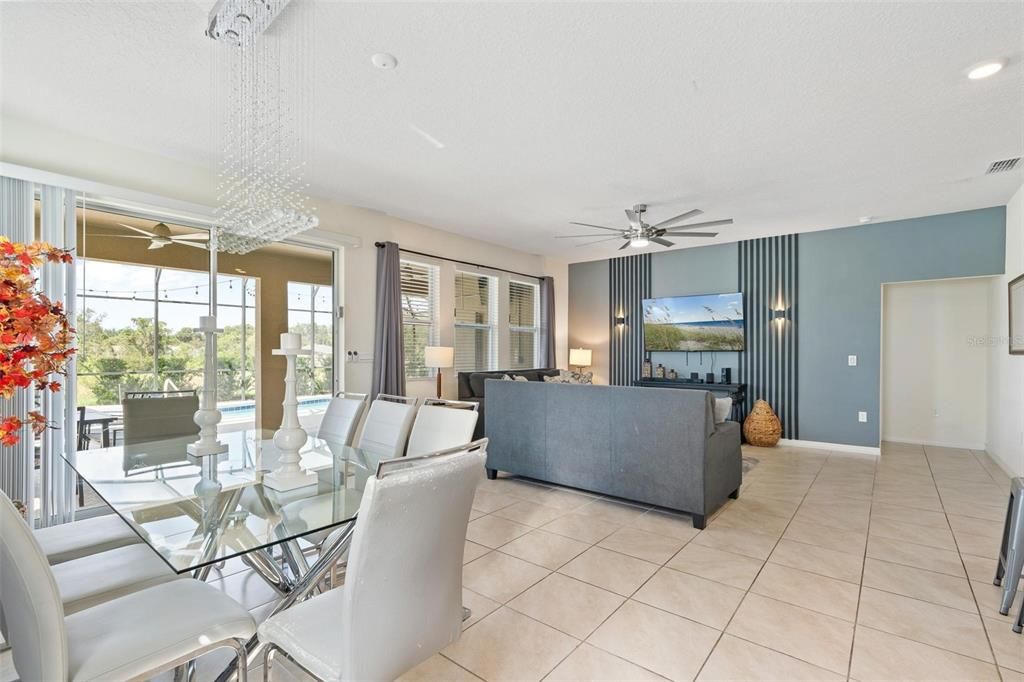 En Venta: $600,000 (6 camas, 5 baños, 3270 Pies cuadrados)