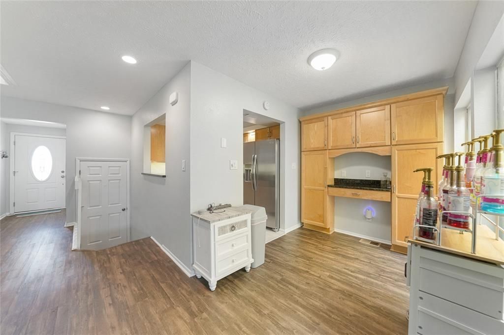 For Sale: $299,000 (3 beds, 2 baths, 2059 Square Feet)