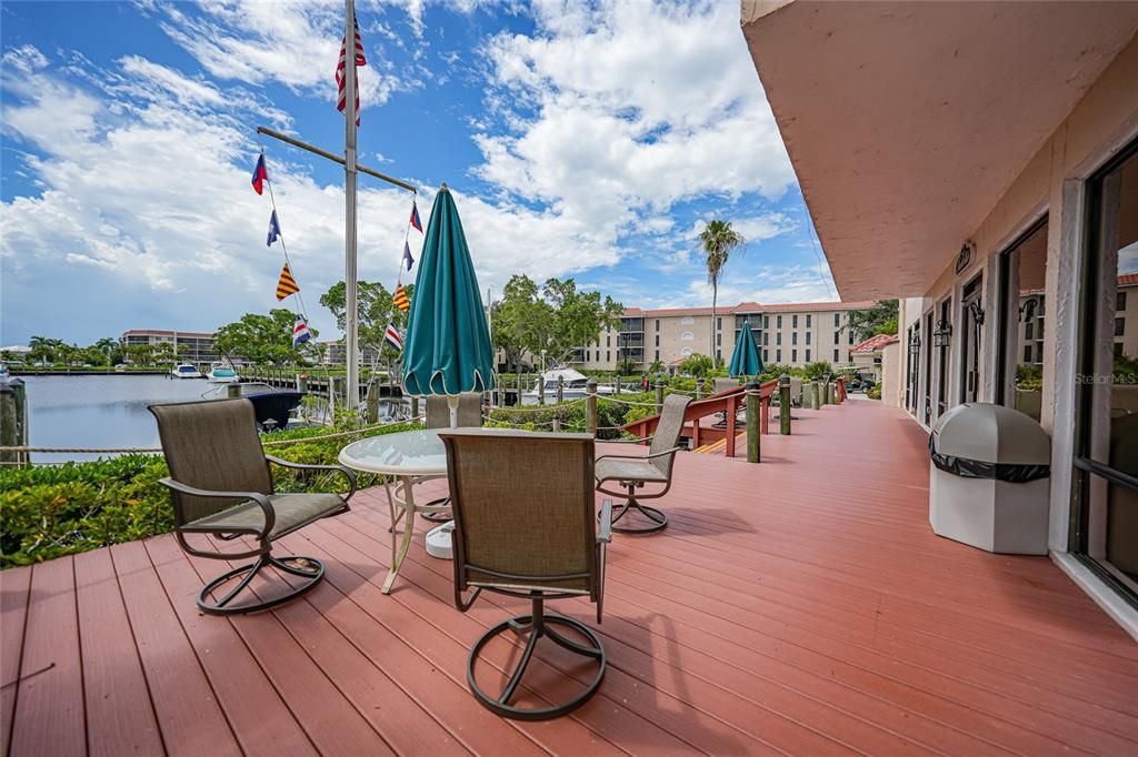 For Sale: $299,000 (3 beds, 2 baths, 2059 Square Feet)