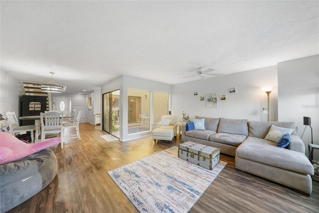 For Sale: $299,000 (3 beds, 2 baths, 2059 Square Feet)