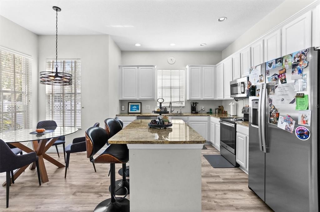 待售: $750,000 (3 贝兹, 2 浴室, 1954 平方英尺)