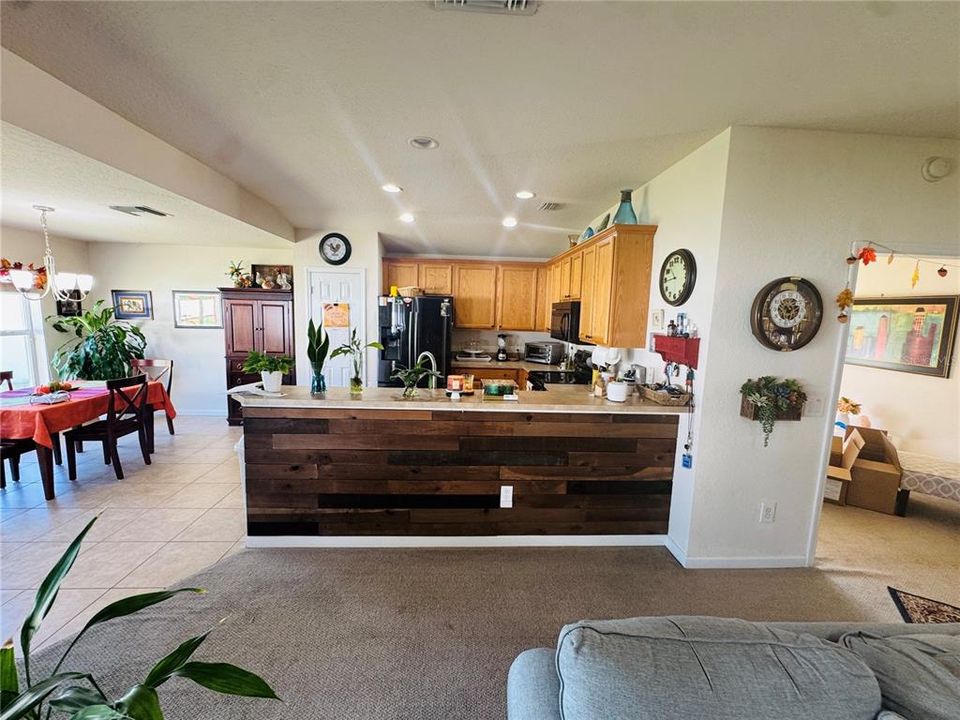 En Venta: $280,000 (2 camas, 2 baños, 1596 Pies cuadrados)