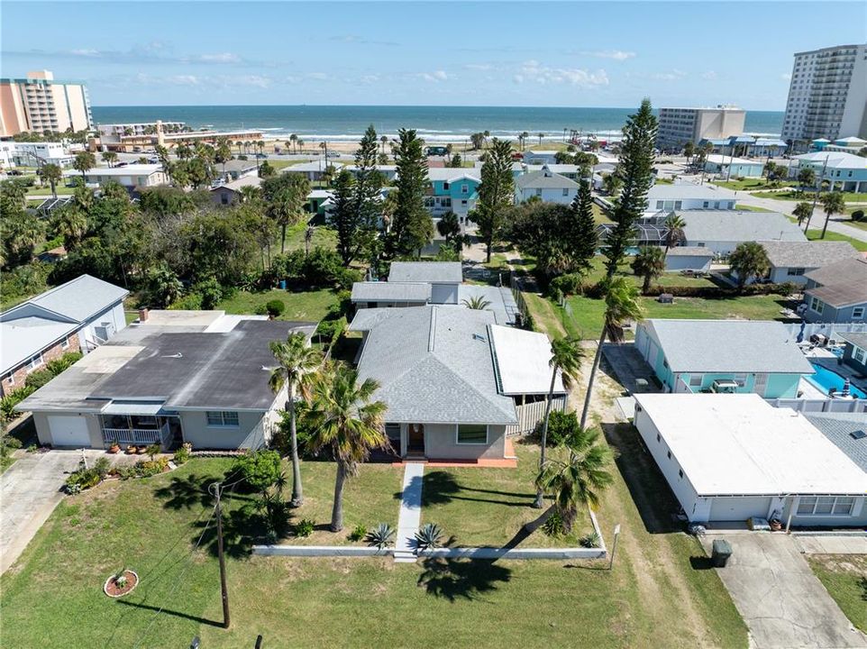 待售: $359,900 (2 贝兹, 2 浴室, 1437 平方英尺)