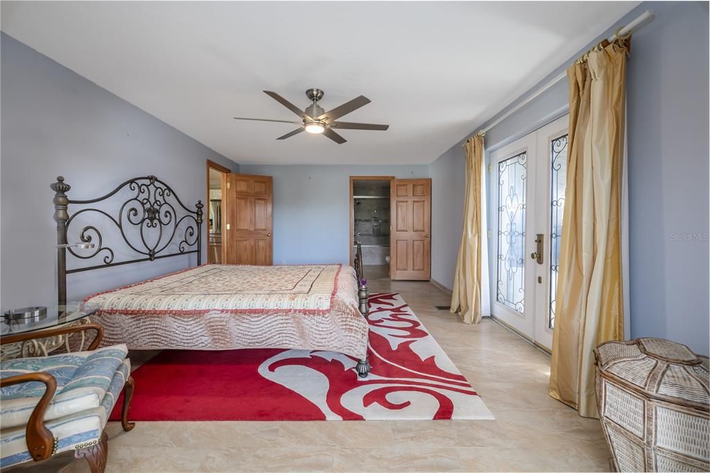 待售: $359,900 (2 贝兹, 2 浴室, 1437 平方英尺)