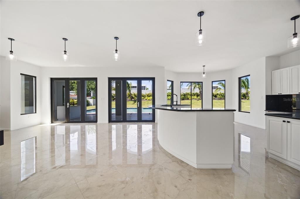 For Sale: $2,500,000 (4 beds, 4 baths, 5716 Square Feet)