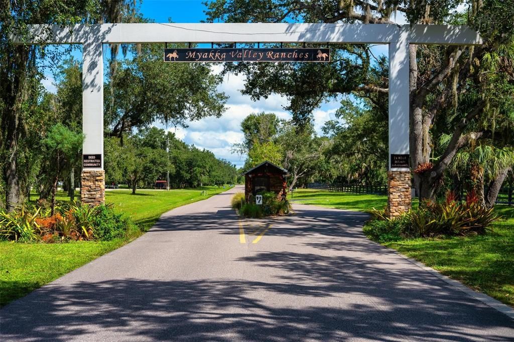 For Sale: $1,100,000 (5 beds, 3 baths, 2261 Square Feet)