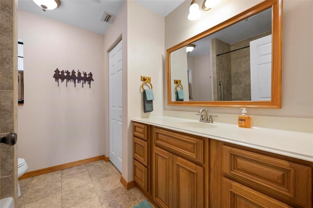 For Sale: $1,100,000 (5 beds, 3 baths, 2261 Square Feet)