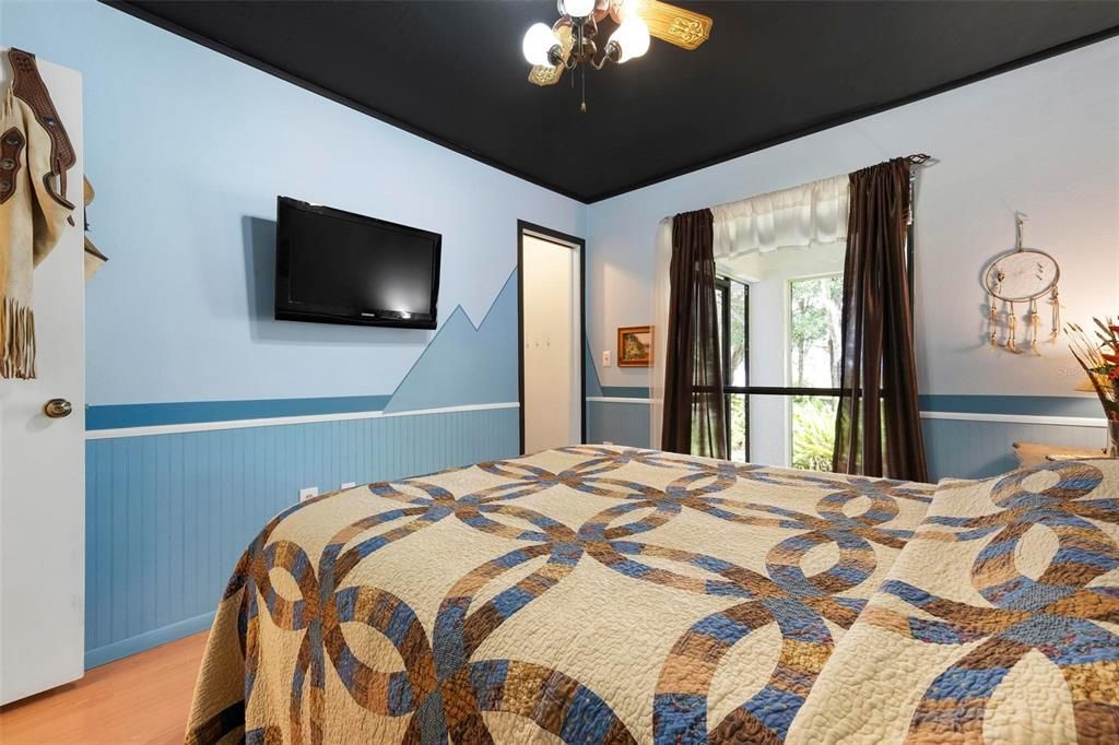 For Sale: $1,100,000 (5 beds, 3 baths, 2261 Square Feet)