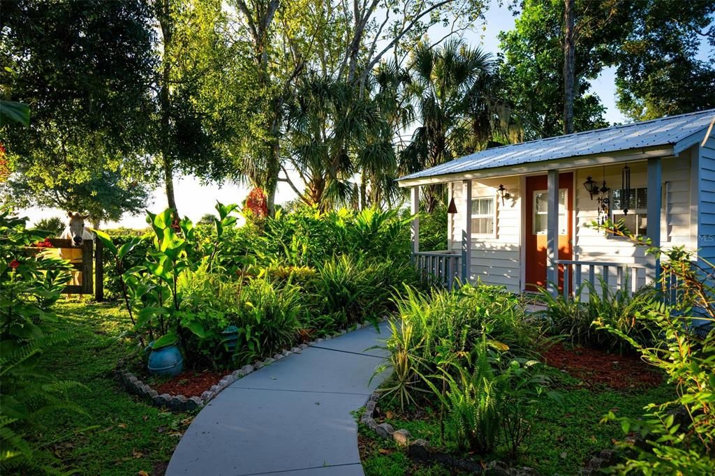 For Sale: $1,100,000 (5 beds, 3 baths, 2261 Square Feet)