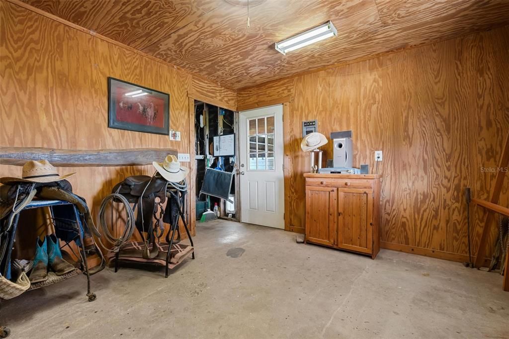 For Sale: $1,100,000 (5 beds, 3 baths, 2261 Square Feet)