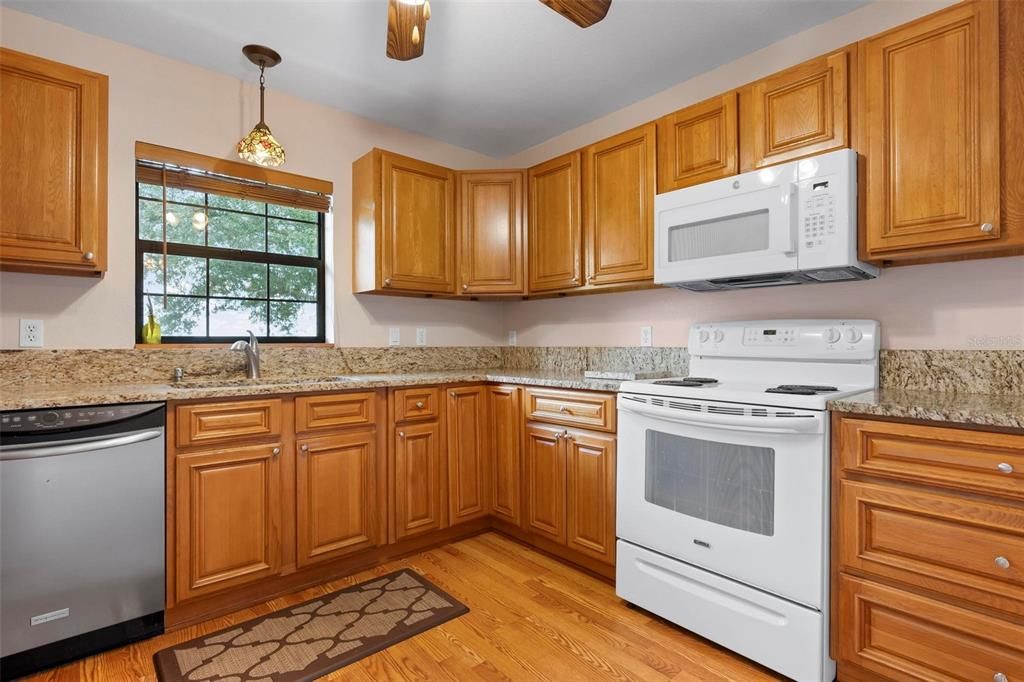 For Sale: $1,100,000 (5 beds, 3 baths, 2261 Square Feet)