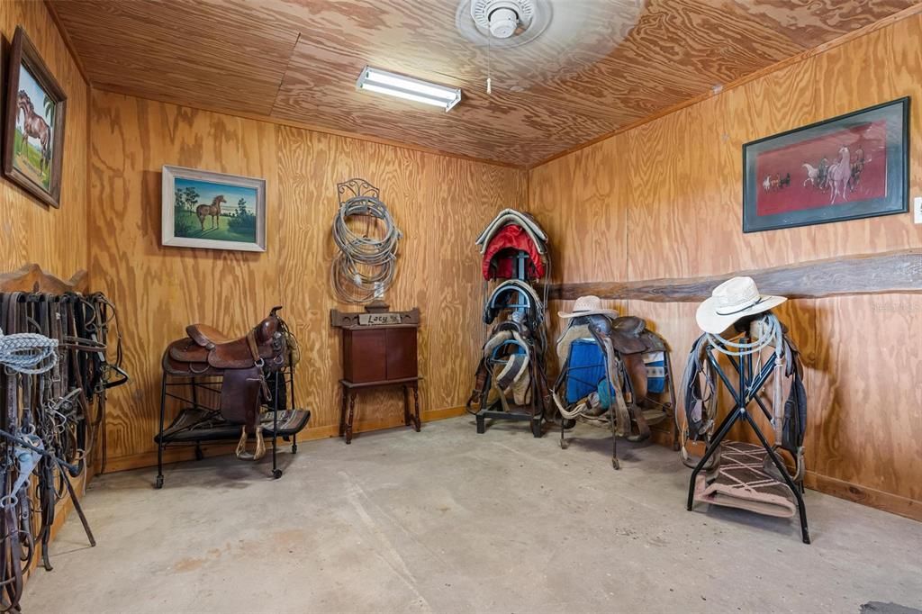 For Sale: $1,100,000 (5 beds, 3 baths, 2261 Square Feet)