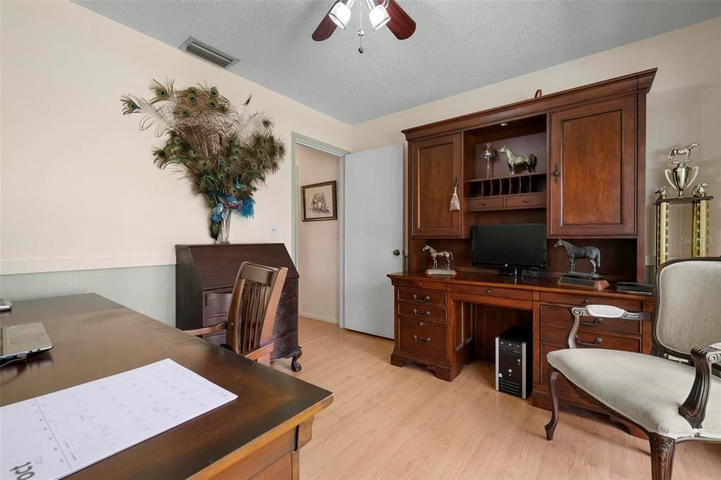 For Sale: $1,100,000 (5 beds, 3 baths, 2261 Square Feet)