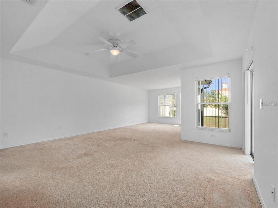 待售: $410,000 (3 贝兹, 2 浴室, 2406 平方英尺)