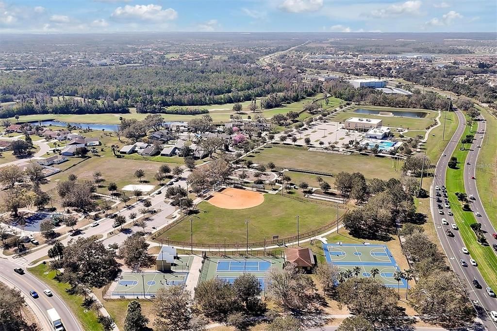 待售: $410,000 (3 贝兹, 2 浴室, 2406 平方英尺)