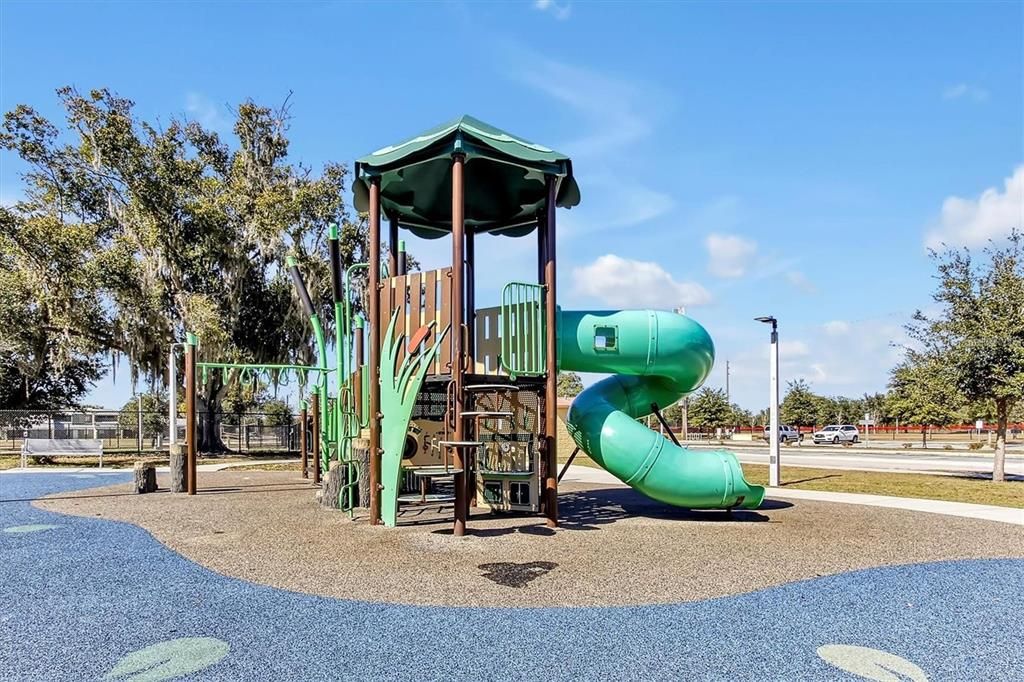 待售: $410,000 (3 贝兹, 2 浴室, 2406 平方英尺)