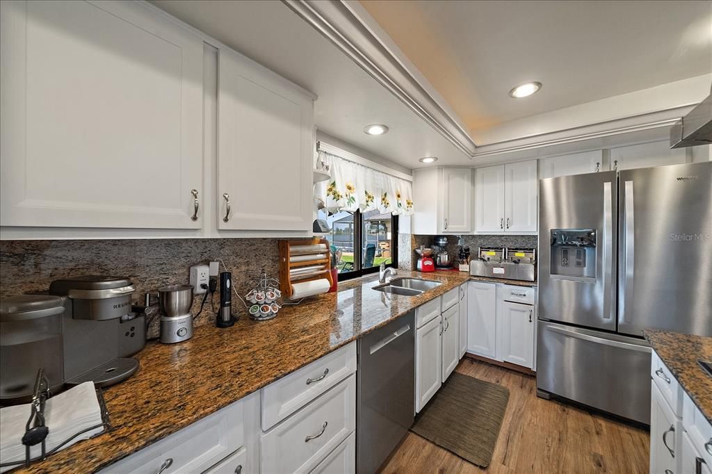 For Sale: $530,000 (4 beds, 2 baths, 2471 Square Feet)