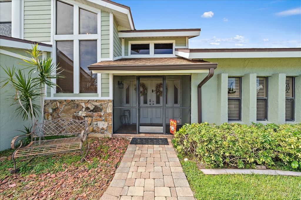 For Sale: $530,000 (4 beds, 2 baths, 2471 Square Feet)