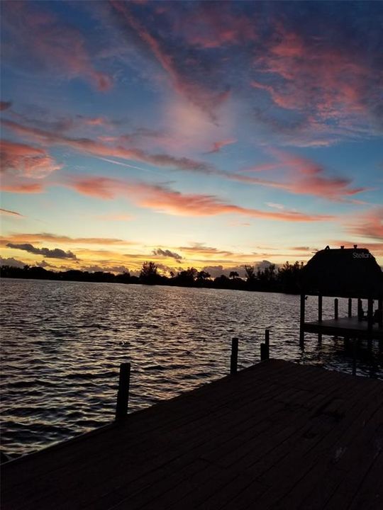 For Sale: $530,000 (4 beds, 2 baths, 2471 Square Feet)