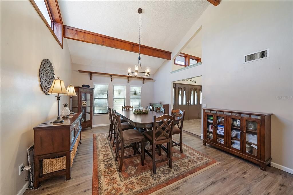 For Sale: $530,000 (4 beds, 2 baths, 2471 Square Feet)