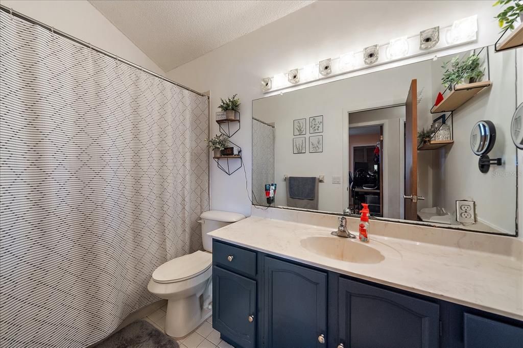 For Sale: $530,000 (4 beds, 2 baths, 2471 Square Feet)