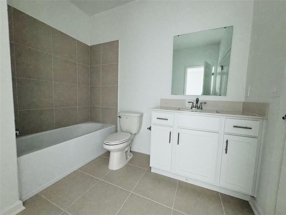 For Rent: $2,300 (3 beds, 2 baths, 1795 Square Feet)