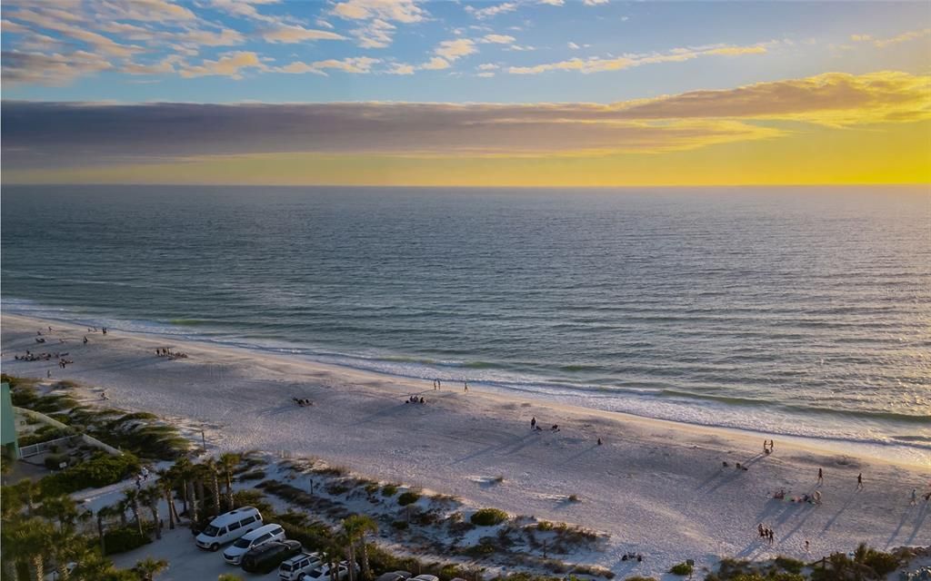 For Sale: $780,000 (3 beds, 2 baths, 1616 Square Feet)