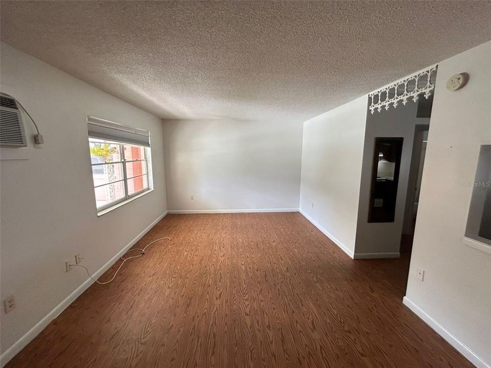 For Sale: $949,500 (0 beds, 0 baths, 3239 Square Feet)