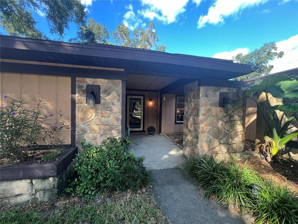 待售: $327,000 (3 贝兹, 2 浴室, 1702 平方英尺)