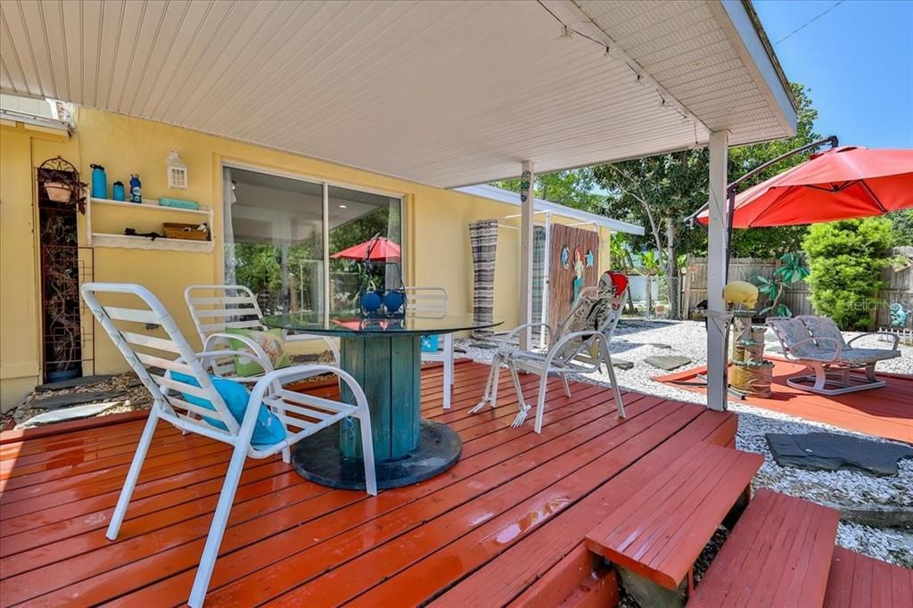 На продажу: $679,900 (4 спален, 3 ванн, 1728 Квадратных фут)