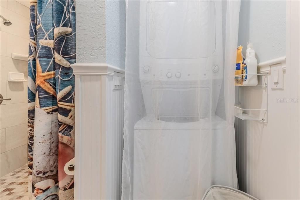 На продажу: $679,900 (4 спален, 3 ванн, 1728 Квадратных фут)