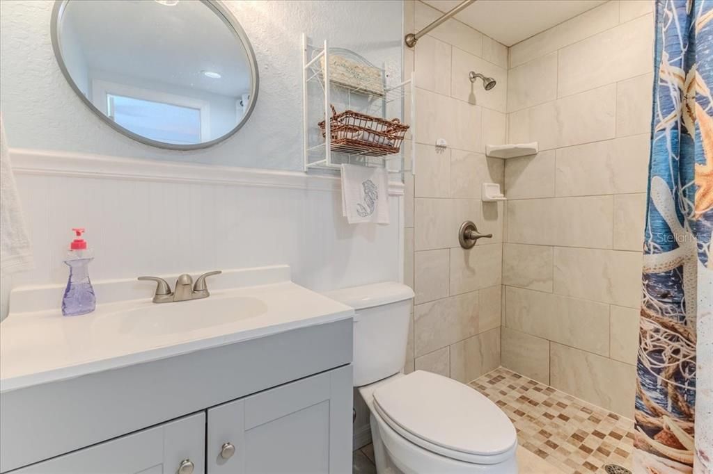 На продажу: $679,900 (4 спален, 3 ванн, 1728 Квадратных фут)