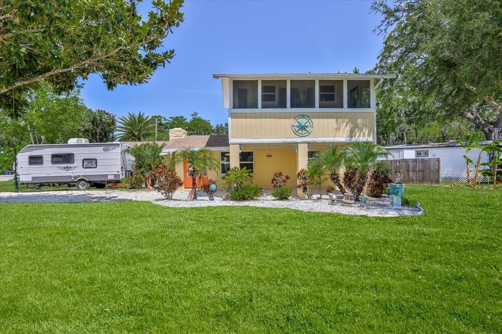 На продажу: $679,900 (4 спален, 3 ванн, 1728 Квадратных фут)