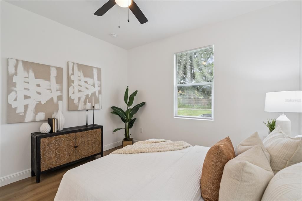 For Sale: $379,000 (3 beds, 2 baths, 1391 Square Feet)