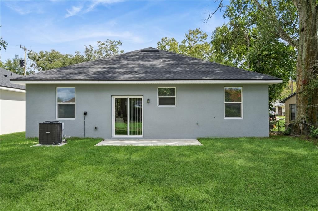 For Sale: $379,000 (3 beds, 2 baths, 1391 Square Feet)