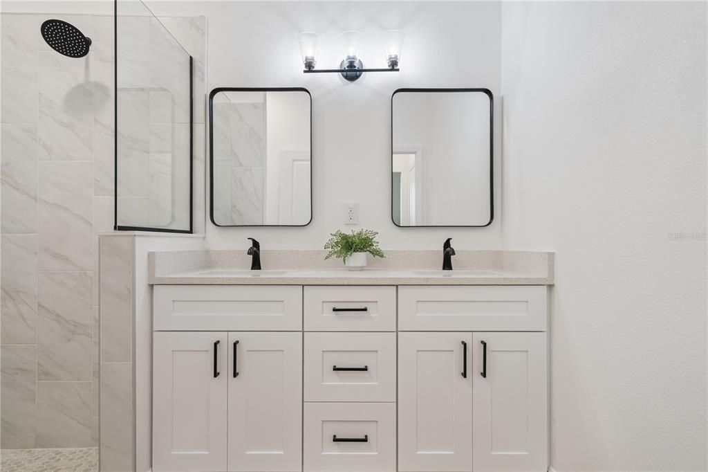 For Sale: $379,000 (3 beds, 2 baths, 1391 Square Feet)