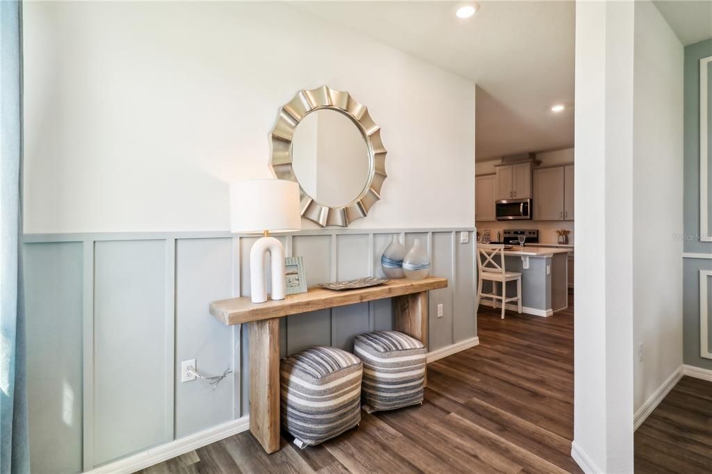 Active With Contract: $317,025 (2 beds, 2 baths, 1608 Square Feet)