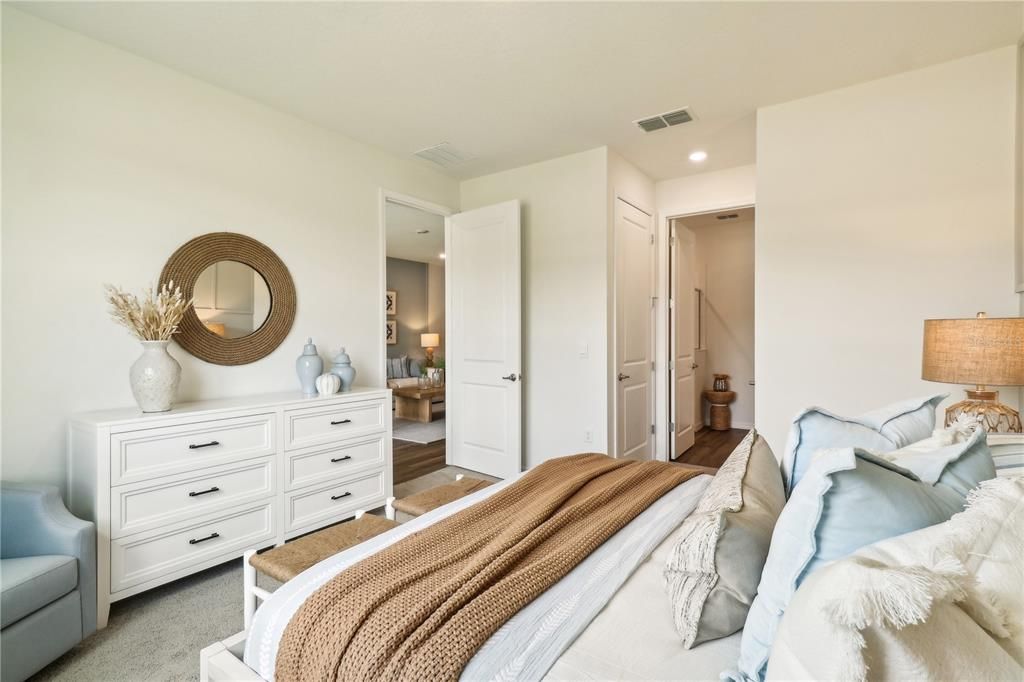 Active With Contract: $317,025 (2 beds, 2 baths, 1608 Square Feet)