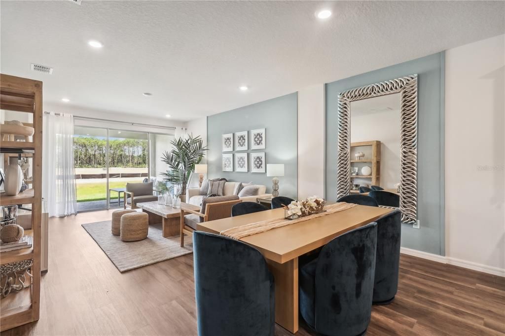 Active With Contract: $317,025 (2 beds, 2 baths, 1608 Square Feet)