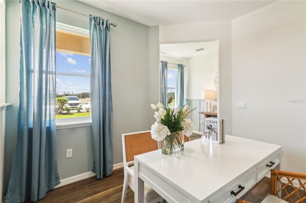 Active With Contract: $317,025 (2 beds, 2 baths, 1608 Square Feet)