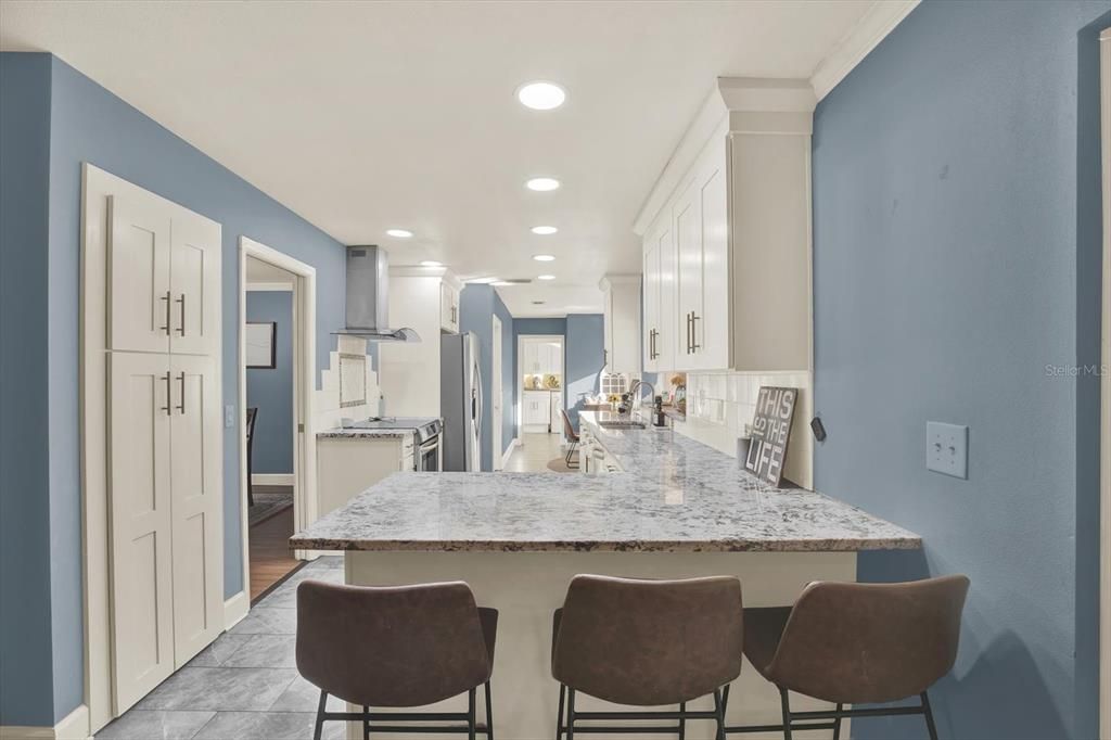 待售: $667,000 (4 贝兹, 2 浴室, 1839 平方英尺)