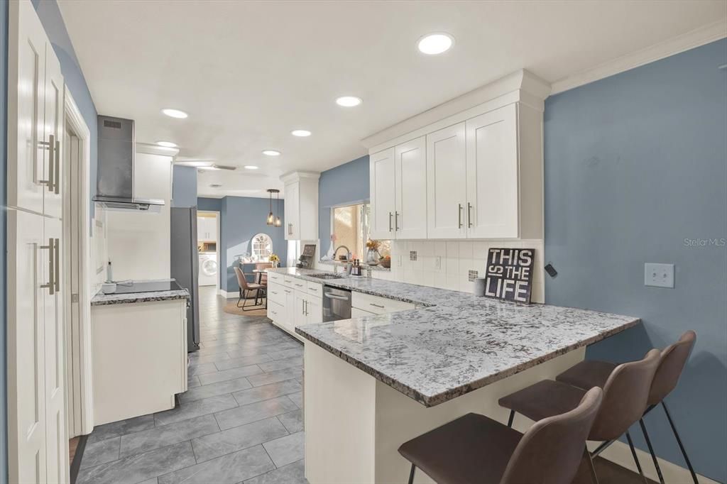 待售: $667,000 (4 贝兹, 2 浴室, 1839 平方英尺)