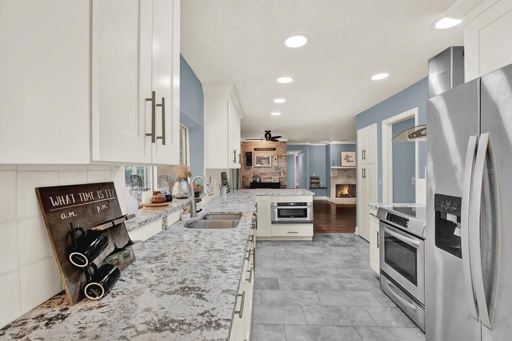 待售: $667,000 (4 贝兹, 2 浴室, 1839 平方英尺)