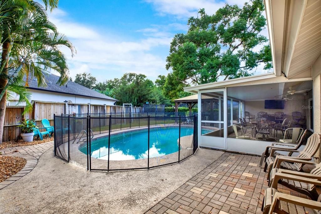 待售: $667,000 (4 贝兹, 2 浴室, 1839 平方英尺)