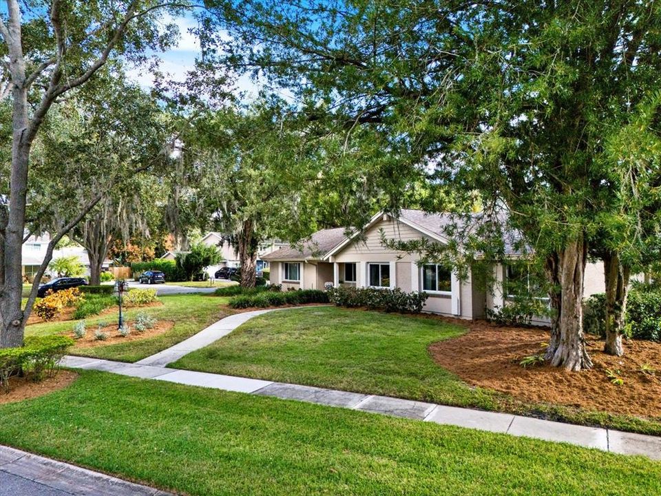 待售: $667,000 (4 贝兹, 2 浴室, 1839 平方英尺)