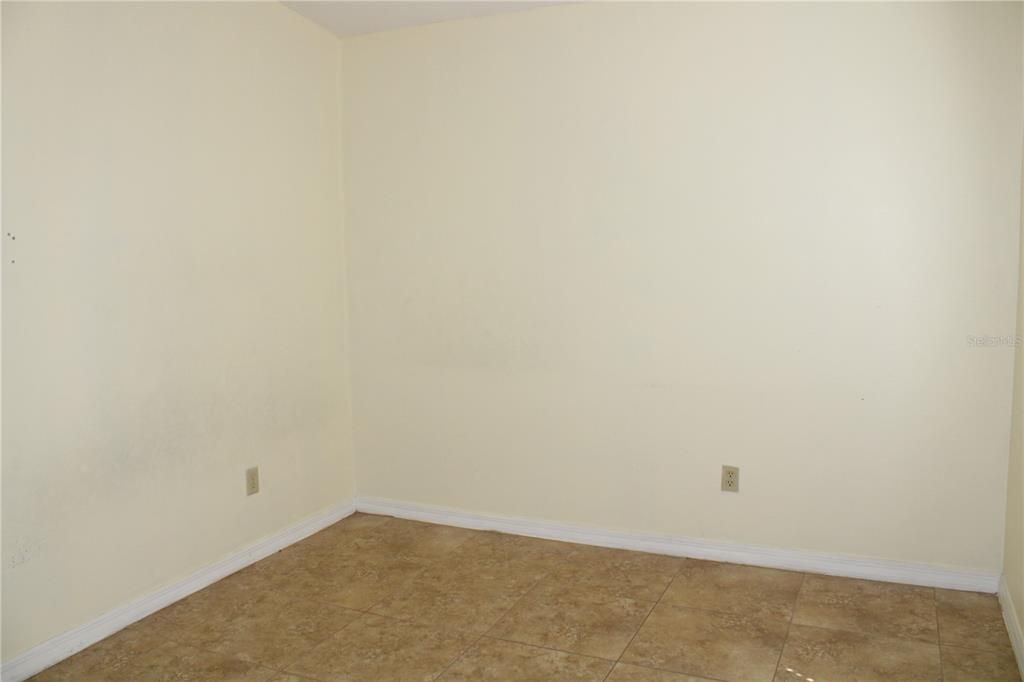 Activo con contrato: $449,000 (4 camas, 3 baños, 1779 Pies cuadrados)